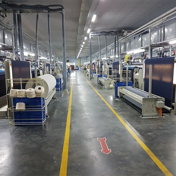Floor-Hardner-Application-TekniFloor-plus